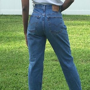 Levis Vintage Denim Slim Tapered Jean Size 34